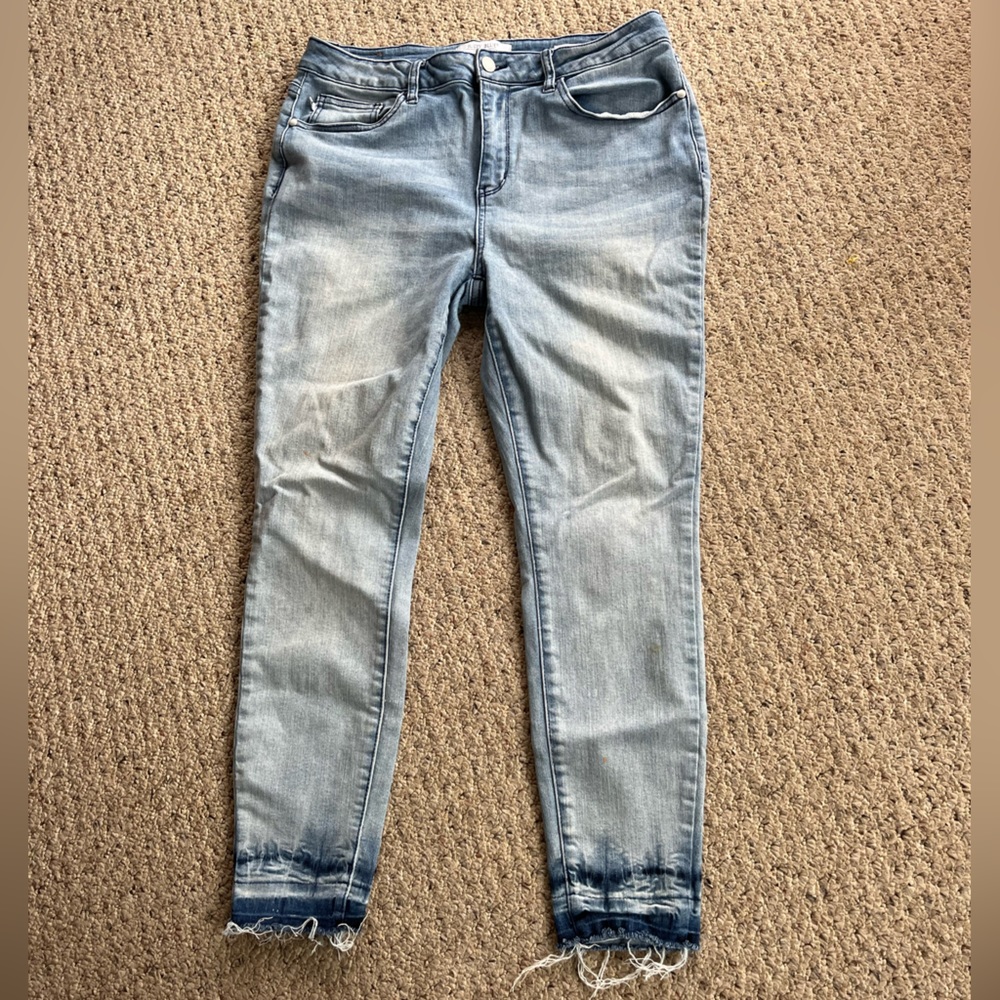 COPY - Judy Blue light wash raw mixed dye hem skinny fit jeans